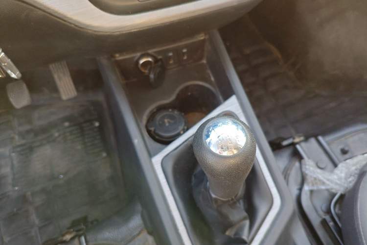 Used CHANGAN KAICHENG Ruixing M60 2023 1.5L GDI Comfort Van 2-Seater Gear Lever