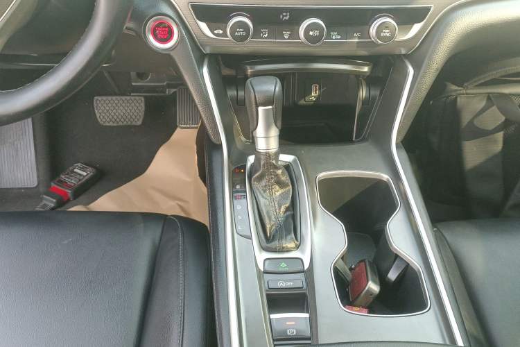 Used Honda Accord 2018 260TURBO Elite Edition China VI Gear Lever