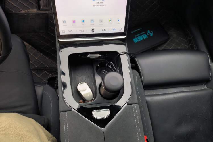 Used NETA S 2022 Extended-Range Version 1160 km Rear-Drive Big Edition