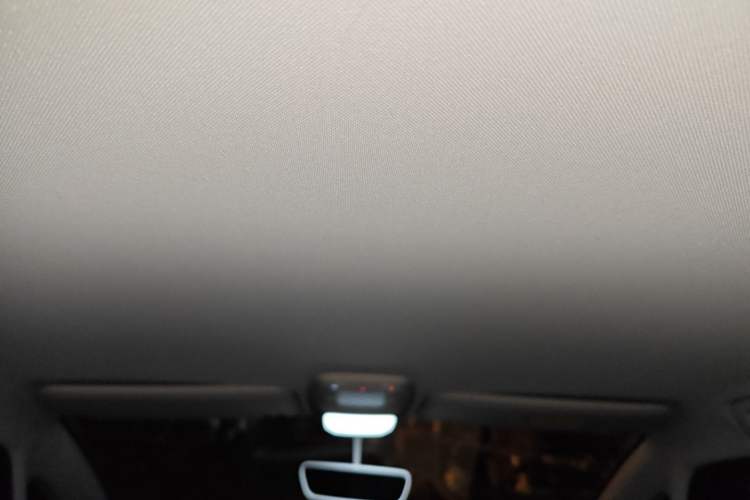 Used Baojun KiWi EV 2022 Artist Lite Edition Lithium Iron Phosphate
