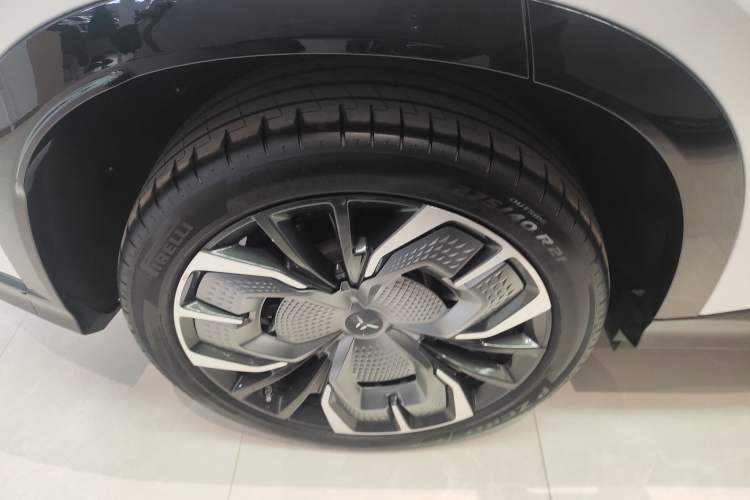 Used Hongqi Tiangong 08 2025 680 Ultra Four-Wheel-Drive Version Exterior 5