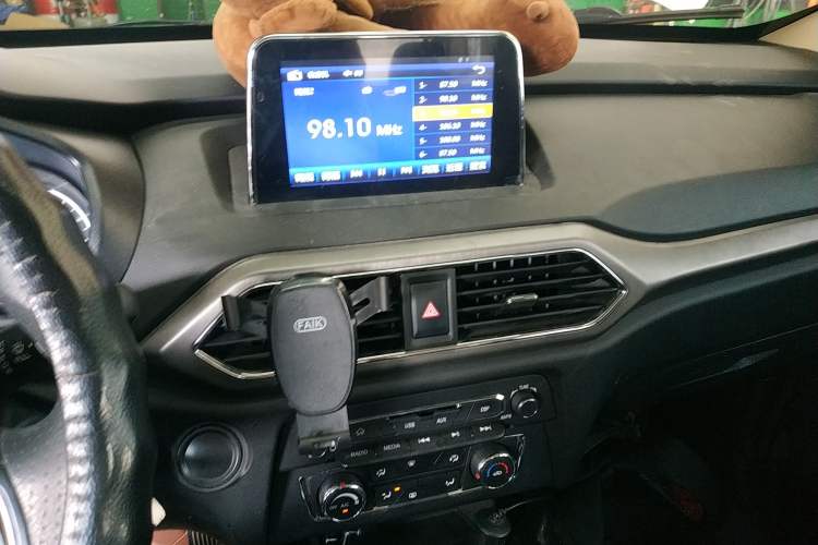 Used Dongfeng Fengon S560 2018 1.8L Manual Comfort 7-Seater
