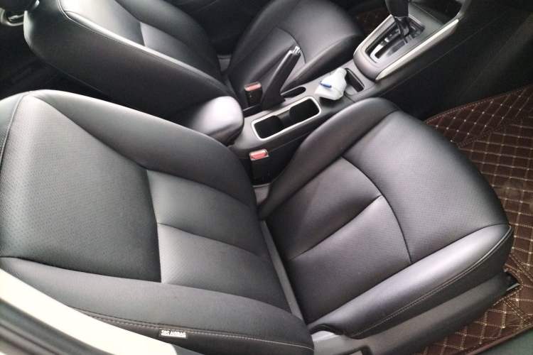 Used Nissan Sylphy 2021 Classic 1.6XE CVT Exclusive Edition Right Front Seat