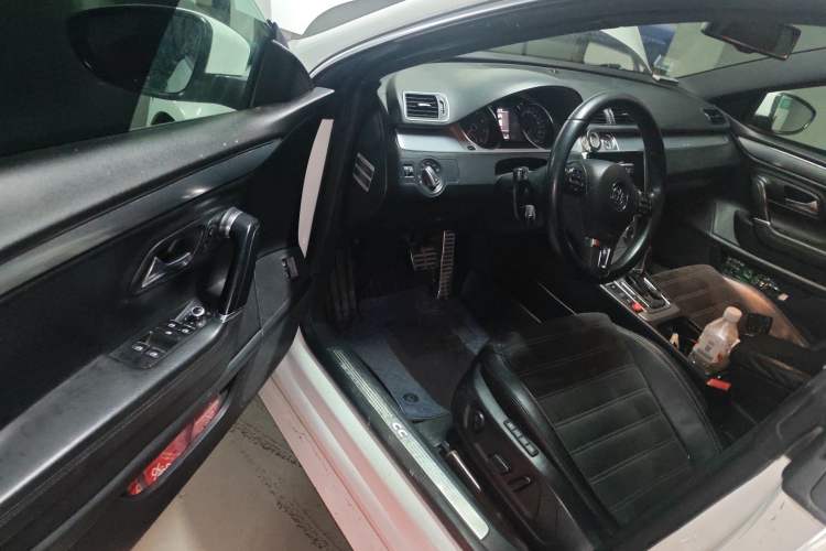 Used Volkswagen FAW-Volkswagen CC 2013 1.8TSI Luxury Model Driver Seat