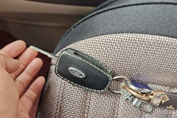 Used Ford Mondeo 2011 2.3L Fashion Edition
