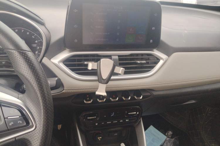 Used Baojun 510 2019 1.5L Manual Enjoyment Model 77kW China VI Emission Standard