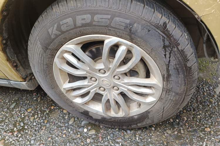 Used Land X5 2016 Plus 1.5T Manual Innovation Edition Right Front Wheel Hub