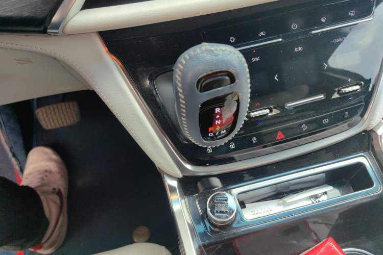 Used Buick GL8 2020 ES Land Cruiser 653T Luxury Edition