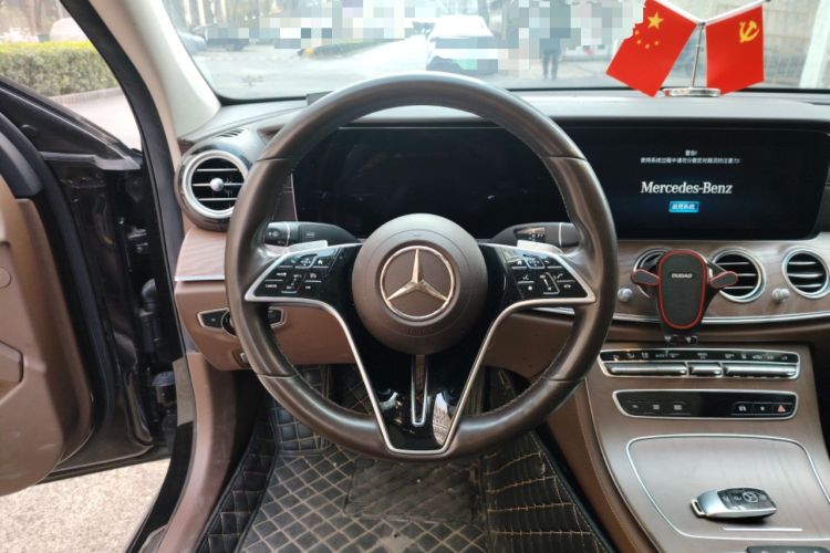 Used Mercedes-Benz E-Class New Energy 2021 E 350 e L Plug-in Hybrid Sedan Steering Wheel