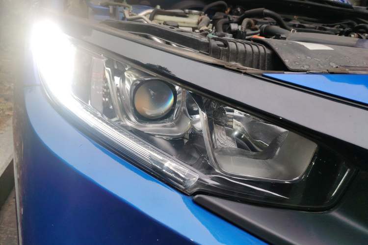 Used Honda Civic 2019 220TURBO CVT Dynamic Edition China VI Right Front Headlight