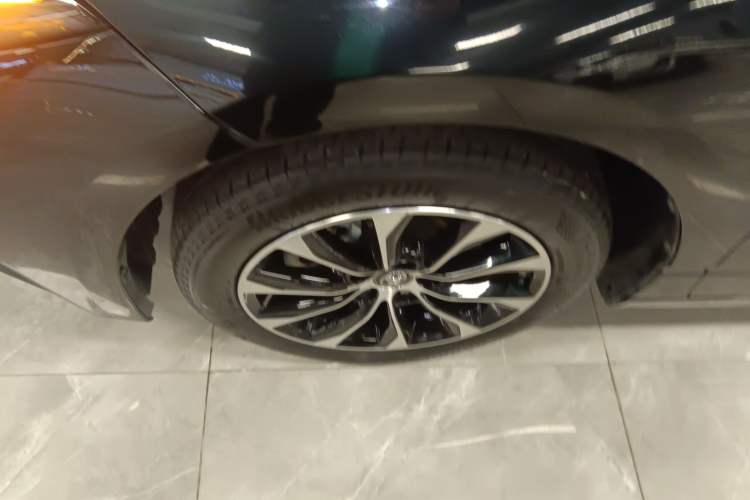 Used Toyota Avalon 2023 2.0L Luxury Edition