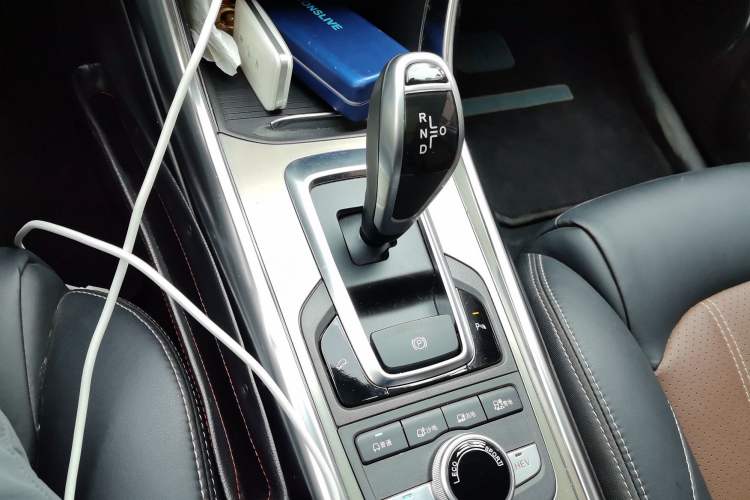 Used BYD Song New Energy 2017 Song DM 1.5TID All-Wheel Drive Luxury Model
