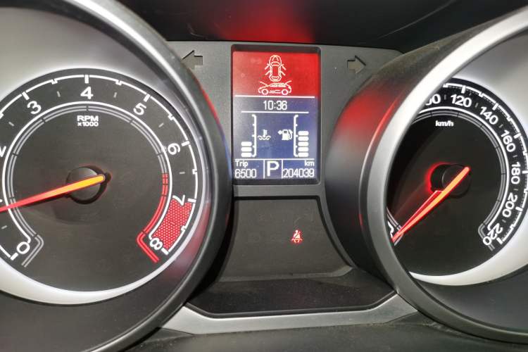 Used MG GS 2015 1.5TGI TST Luxury Edition Odometer Close Up