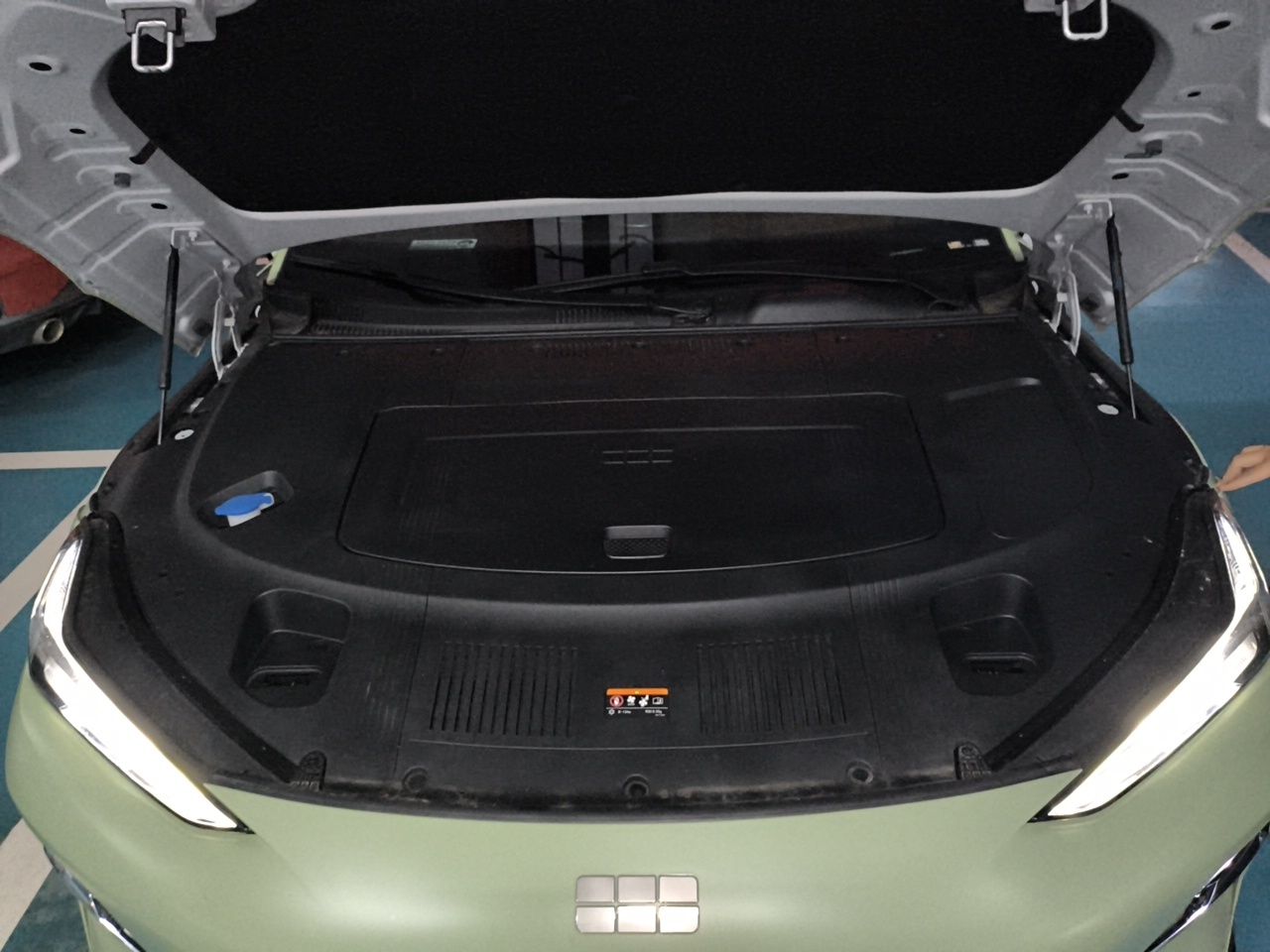 Geely Galaxy E8 2024 550 km Range Rear-Drive MAX — снимка 17
