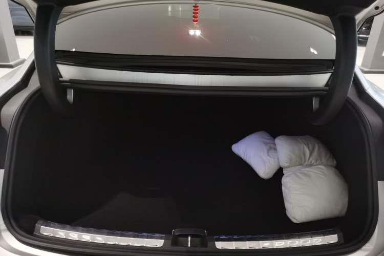 Used Hima Stelato S9 2024 All-Electric Max Rear-Drive Long-Range Version