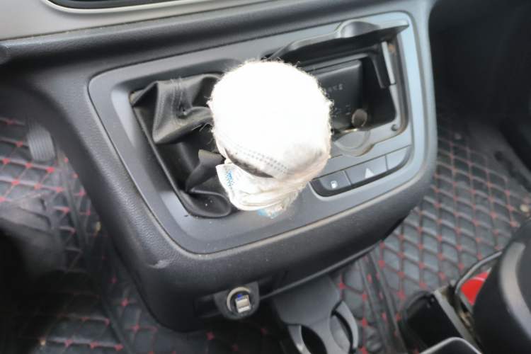 Used SAIC MAXUS G10 2016 2.4L Manual Elite Edition