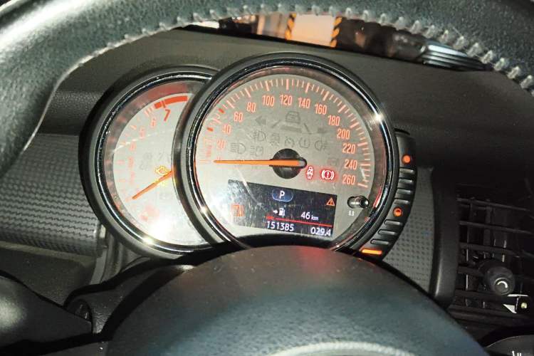 Used MINI 2014 1.5T COOPER Fun
