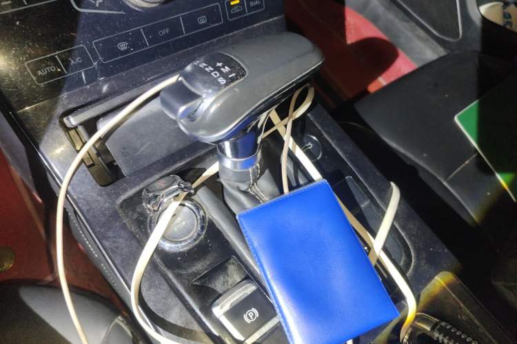 Used Hongqi H5 2018 30TD Smart Connect Dynamic Edition
