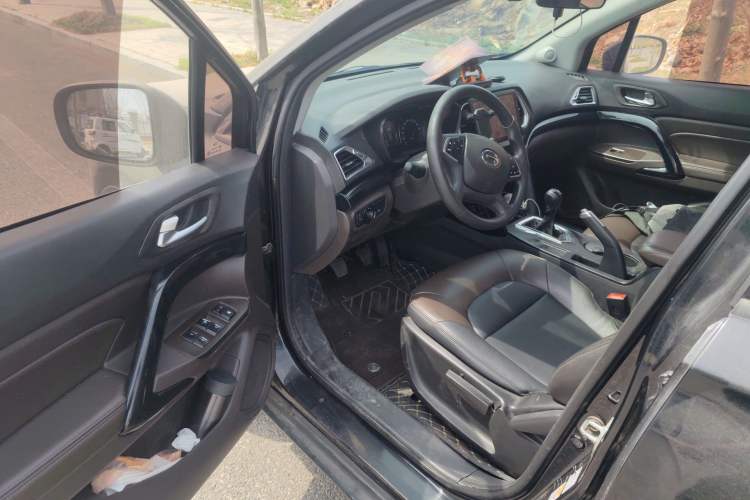 Used GAC Trumpchi GS4 2015 200T Manual Elite Edition