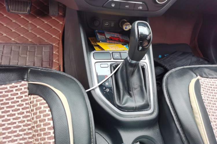 Used Hyundai ix25 2015 1.6L Automatic Two-Wheel Drive Smart GLS Trim