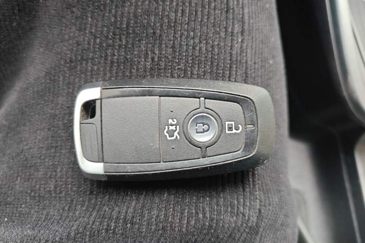 Used Ford Escort 2019 Revised Version 1.5L Automatic Enjoyment Type China VI Standard Vehicle Key