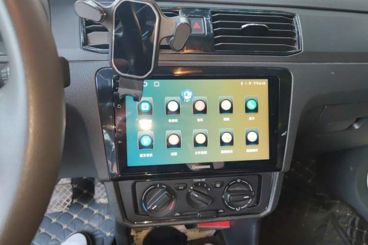 Used Volkswagen Santana 2021 1.5L Automatic Fashion Edition Audio And AC Panel