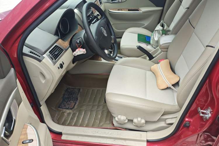 Used Buick Excelle 2015 1.5L Automatic Classic Model