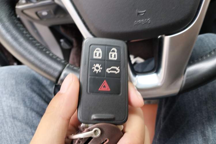 Used Volvo S60 2018 S60L T3 Smart Progress Edition