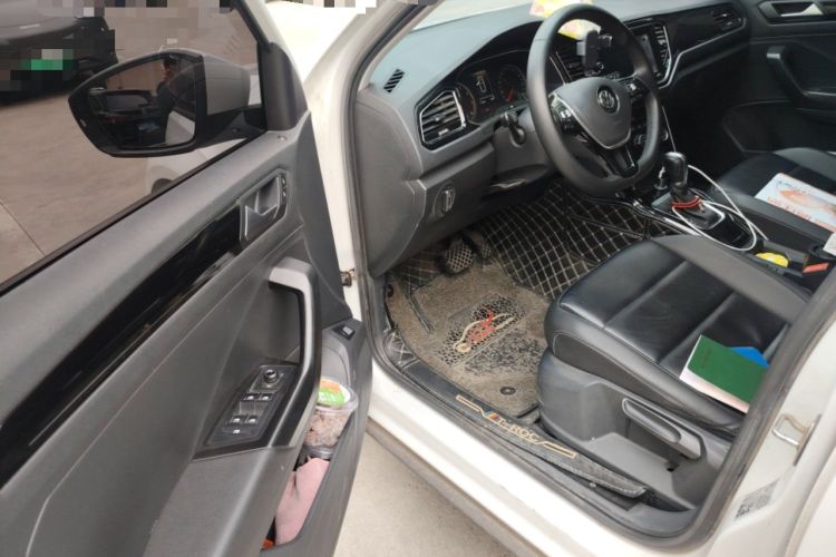 Used Volkswagen T-ROC 2019 280TSI DSG Two-Wheel Drive Comfort Version China VI Standard