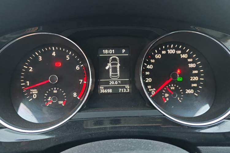 Used Volkswagen Sagitar 2017 180TSI Automatic Luxury Edition