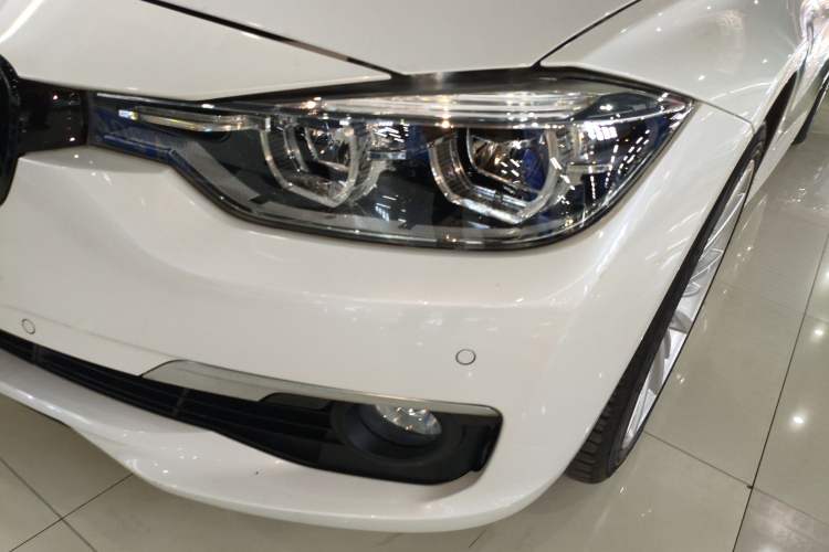 Used BMW 3 Series 2018 320Li Fashion Model
