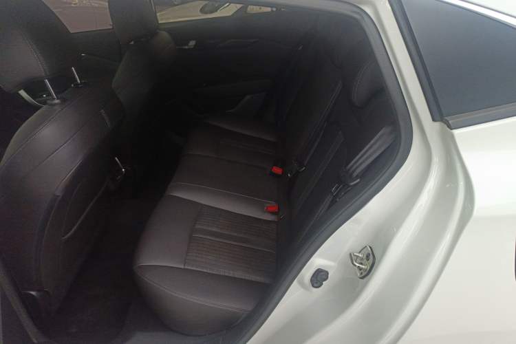 Used Dongfeng Aeolus Yixuan 2020 230T Automatic Advanced Edition
