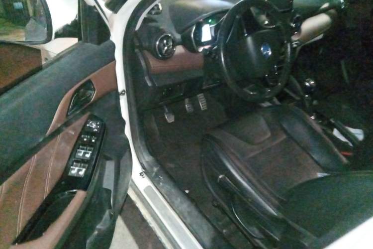 Used BAIC Changhe Q35 2016 1.5L Manual Smart Edition