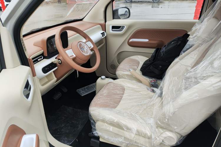 Used Wuling Hongguang MINIEV 2024 3rd Generation 215km Youth Edition
