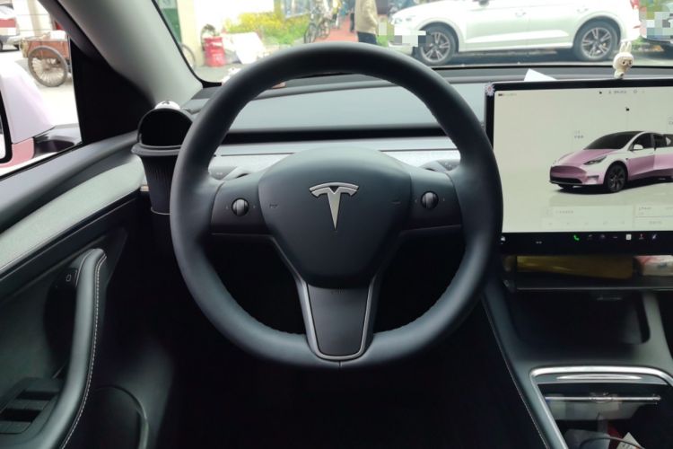 Used Tesla Model Y 2024 Rear-Wheel-Drive Version Steering Wheel