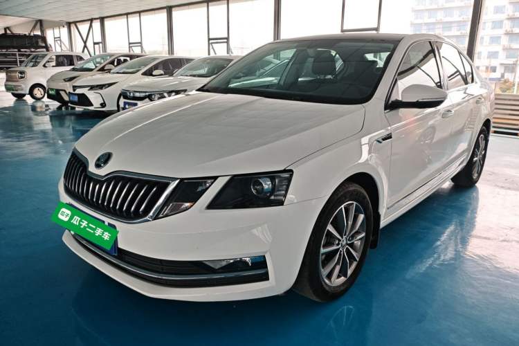 Used Skoda Octavia 2020 TSI230 DSG SmartDrive Luxury Edition