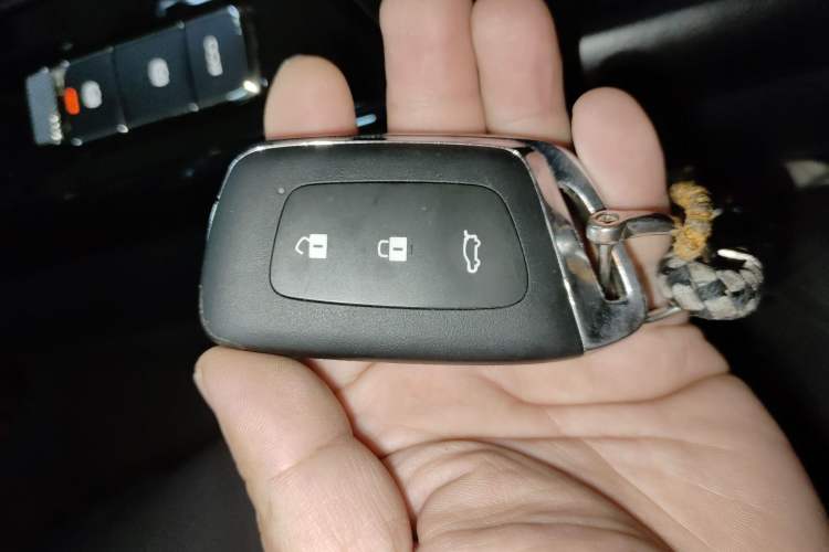 Used Baojun RC-5 2020 1.5T CVT Smart Shine Prestige Edition