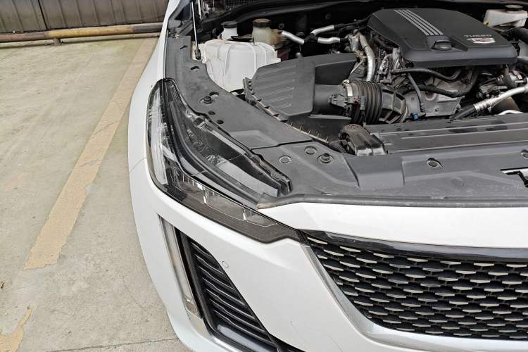 Used Cadillac CT5 2022 28T Luxury Version (Standard Edition) Right Front Headlight