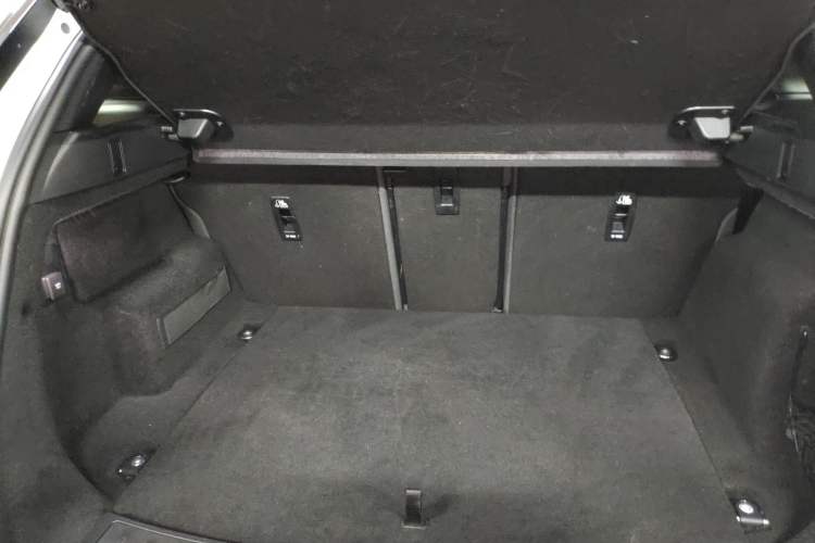 Used Land Rover Range Rover Evoque 2020 249 PS R-DYNAMIC S Black Edition Sport Version