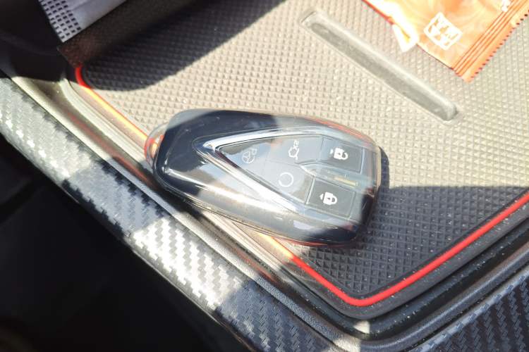 Used Changan UNI-T 2020 1.5T Flagship Version
