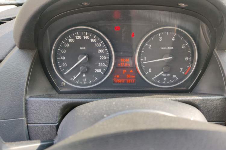 Used BMW X1 2013 sDrive18i Sport Design Package
