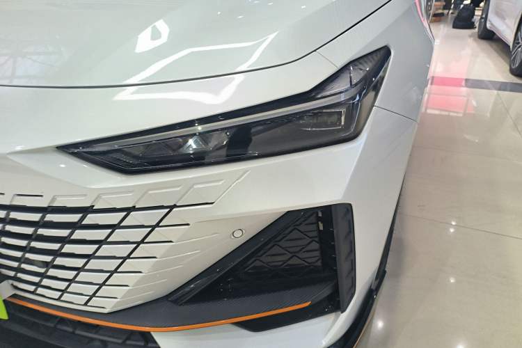 Used CHANGAN UNI-V 2023 1.5T Sport Edition