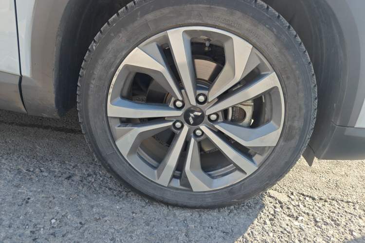 Used Wuling Asta 2022 2.0L DHT Electric-Speed Version