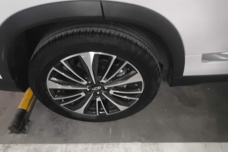 Used Chery Tiggo 8 PLUS 2024 Champion Edition 290TGDI DCT Deluxe Version 5-Seater