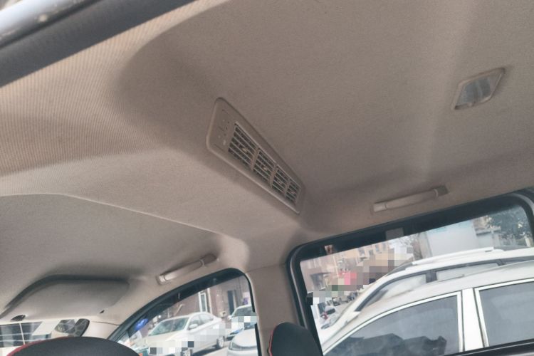 Used Wuling Rongguang V 2016 1.5L Standard Version
