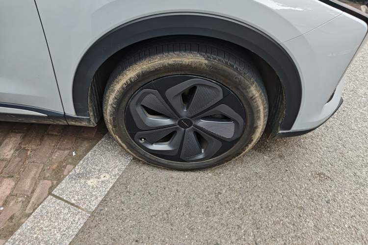 Used EXEED Stellar 2023 400T Four-Wheel Drive Luxury Edition Right Front Wheel Hub