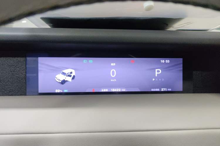 Used iCAR V23 2025 401 Two-Wheel Drive Intelligent Driving Version
