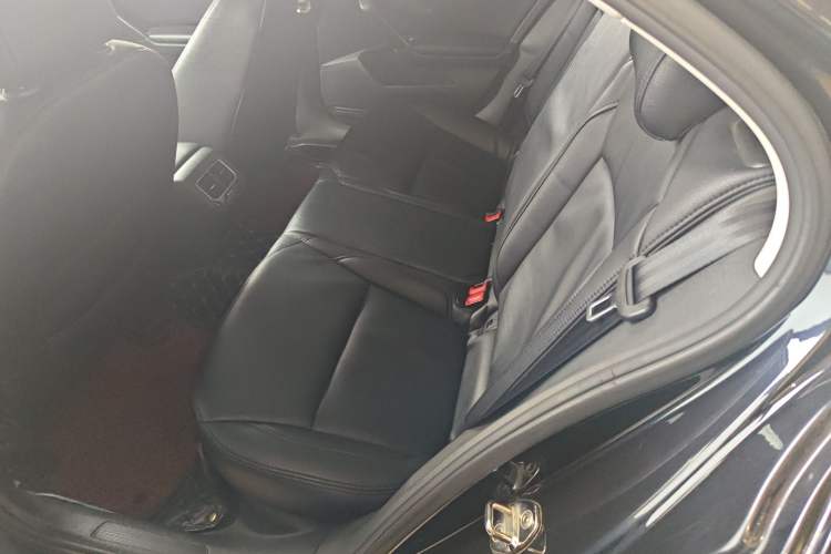 Used Volkswagen Lamando 2017 230TSI DSG Fashion Edition
