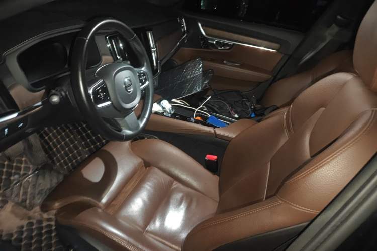 Used Volvo S90 2022 B5 Zhiyuan Luxury Edition