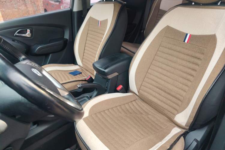 Used Hyundai ix35 2013 2.0L Automatic Two-Wheel Drive Smart GLS China V Standard
